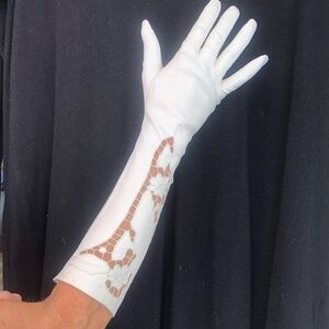 Martelli Italian Gloves, Bone White, Size 8, Handcrafted Kid Leather, Unlined